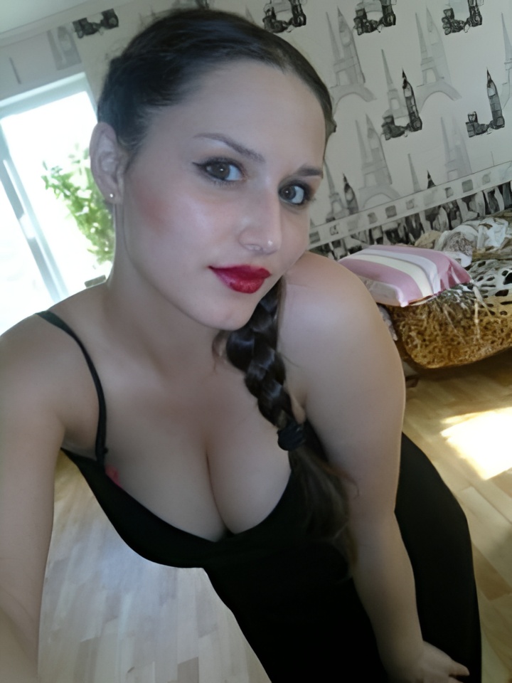 Стелла привлекальеная девушка из Радужный цена от 2500 руб