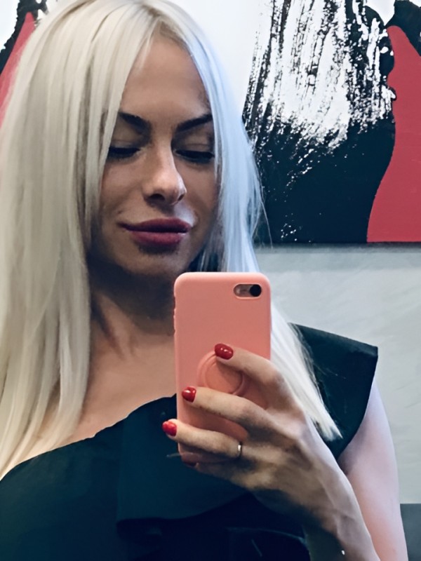 Гертруда привлекательная девушка из Радужный цена от 2500 руб