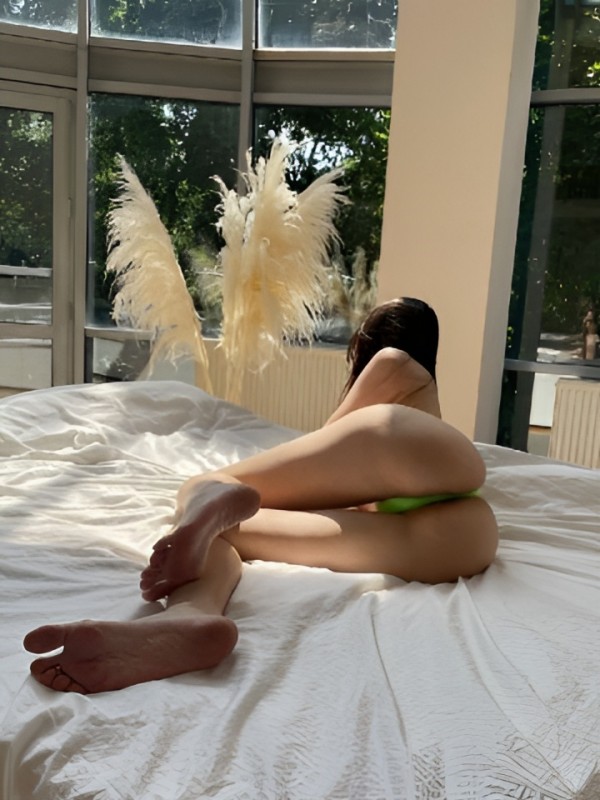 Нелли привлекательная девушка из Радужный цена от 5000 руб