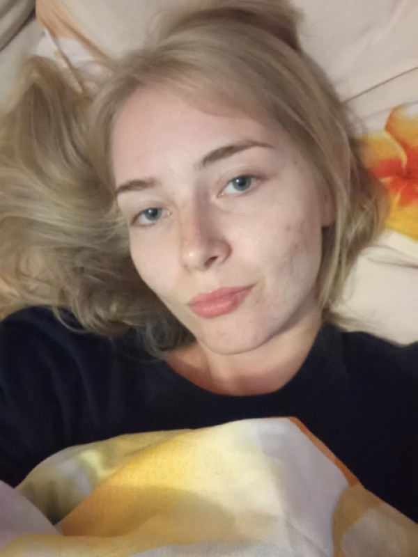 Лена привлекательная девушка из Радужный цена от 3500 руб