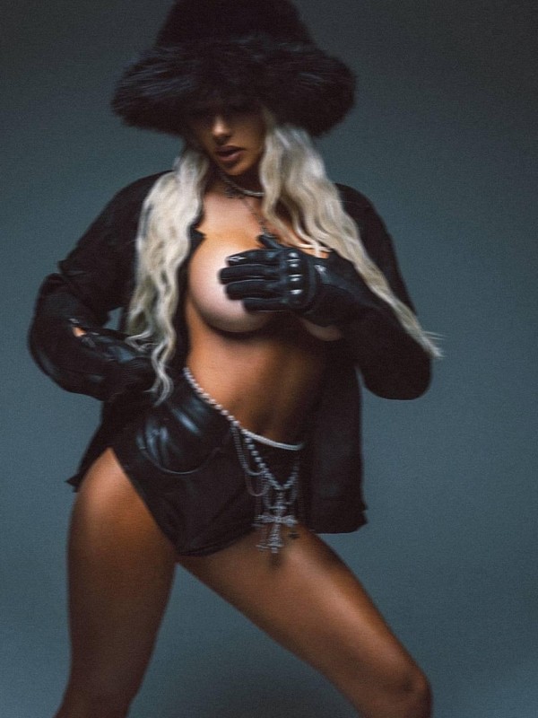 Елена привлекательная девушка из Радужный цена от 7000 руб