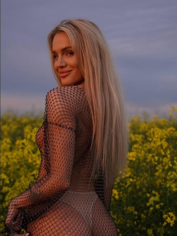 Ольга привлекательная девушка из Радужный цена от 7000 руб